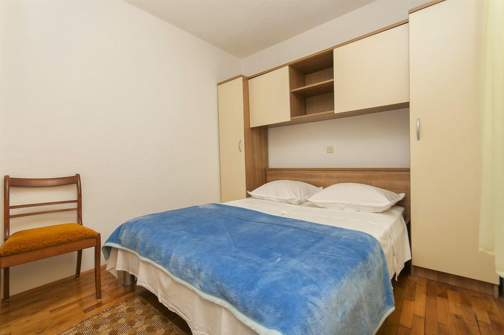 Apartments Luca 罗戈兹尼察 外观 照片